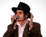 fwfBA[j!xWpv~AɓoꂵWj[Efbv (C)ORICON NewS inc. 