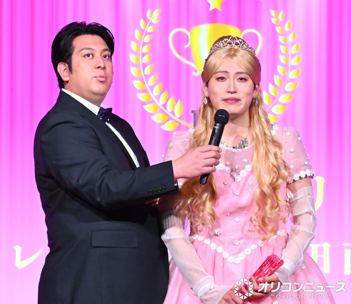 高名な日展会員であった池田道康製作になる首飾り兼ネクタイ レインボー池田、MEGUMI＆シルクと美容の情報交換 メイクのこだわりも