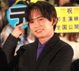 �f��w�V���ْT�㕨��x���J�L�O��f�㕑�䂠�����ɓo�d�������ɑ��Y (C)ORICON NewS inc. 