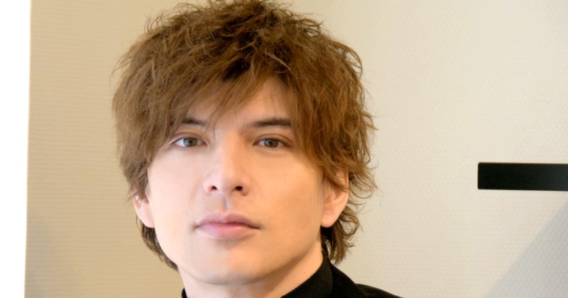 城田優、70歳迎えた母をきょうだいでお祝い “顔出し”集合ショット公開