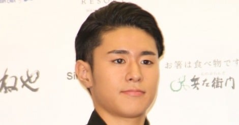 中村芝翫&三田寛子の三男・中村歌之助、印象ガラリな“金髪姿”に反響「カラーしたんだ」「ハイレベルなファッション」