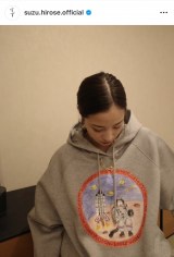 �L�������u���킢���p�[�J�[�B�ŋ߂̃I�L�j�v(�ʐ^�̓C���X�^�O���� @suzu.hirose.official ���) 