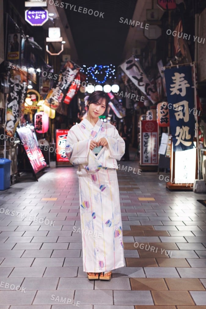 ユキボン様(小栗有以　ホログラム) 小栗有以、初フォト＆スタイルブックの“特典”カット解禁 “腹チラ”も