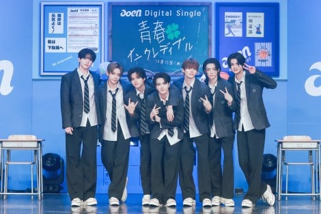 Mini LiveیCNfBuJÂaoeniCjYX LABELS 