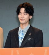 AjŐVwXeB[E{[E WW̊Ȗ`x̐V񔭕\CxgɏoȂc (C)ORICON NewS inc. 