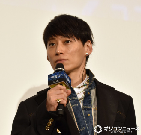 �f��wUVERworld THE MOVIE: 25 to EPIPHANY�x�O��ՁI���J�L�O��f�㕑�䂠�����ɓo�d����UVERworld�ETAKUYA�� �iC�jORICON NewS inc. 