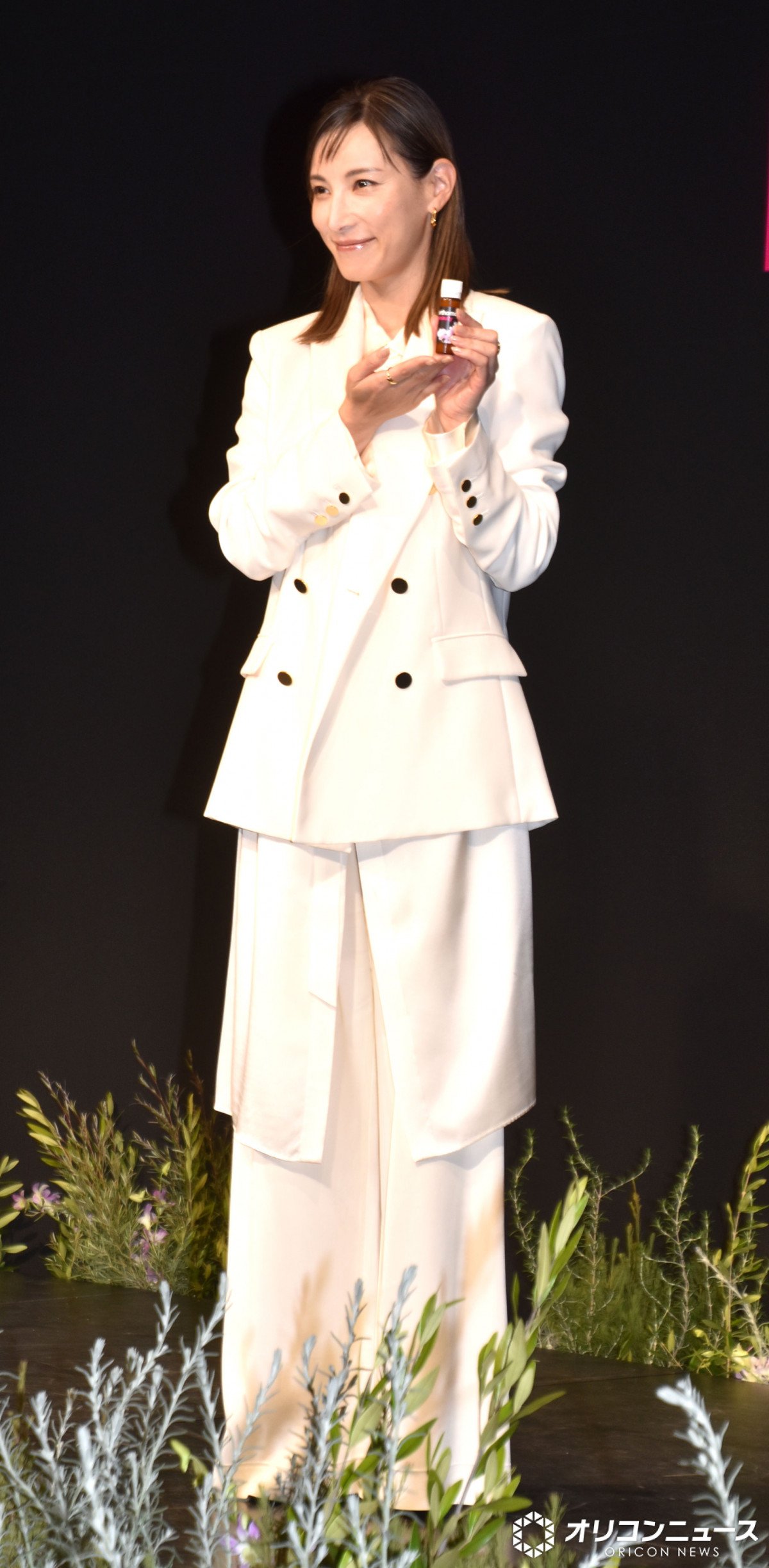 wI[\Er[eBxAoT_[AC\ɓod (C)ORICON NewS inc. 