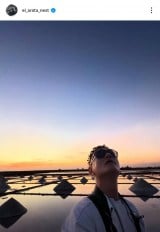 YVuSunset-chasing heartsv(ʐ^̓CX^O @el_arata_nest ) 