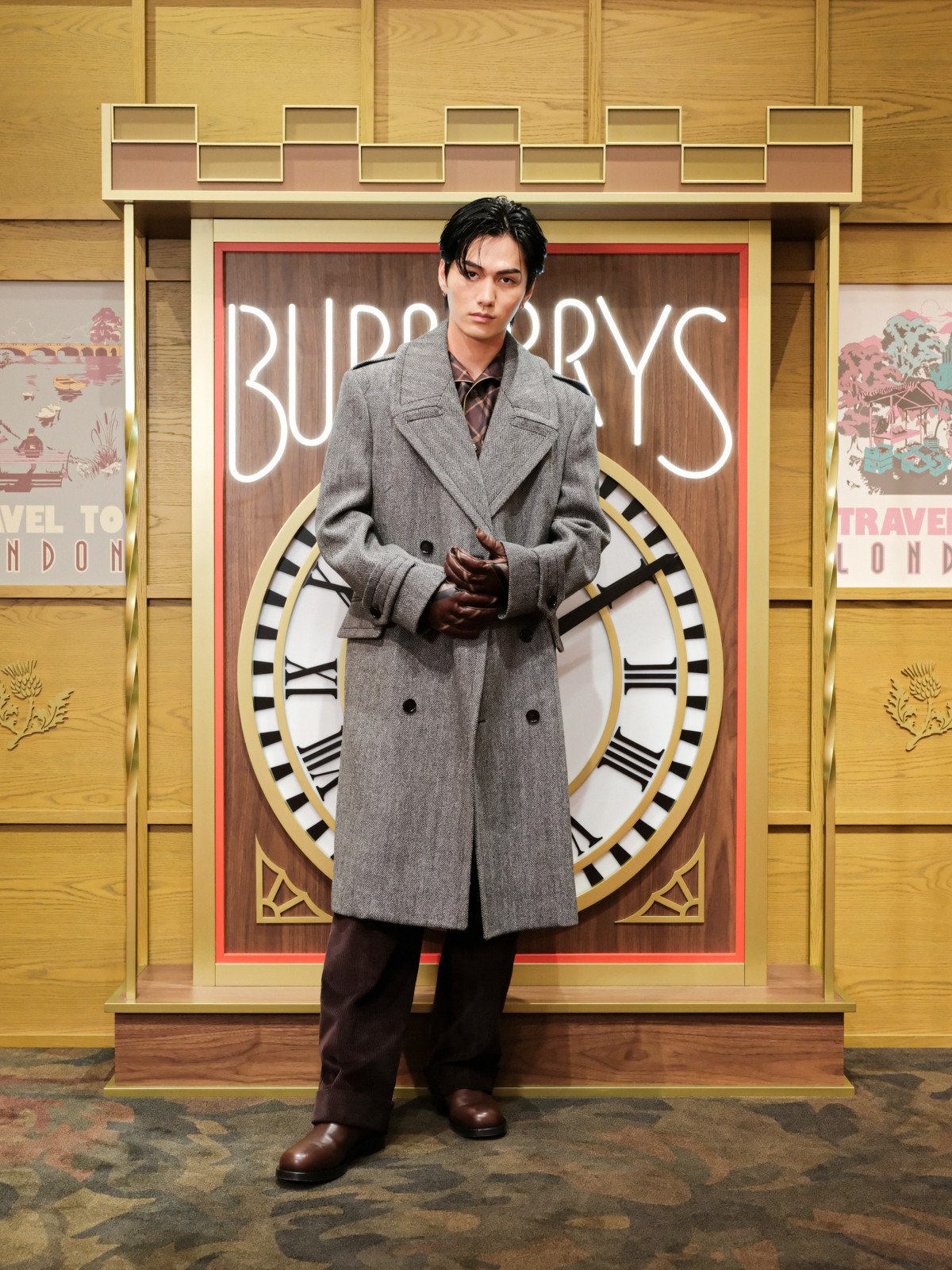 wBURBERRY OUTERWEAR POPUP : RETURNING TO LONDONx}߂{Xɓoꂵ啽C 