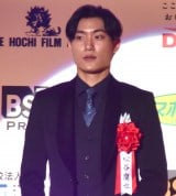 �w��50���m�f��܁x�\�����ɓo�d�������J��� (C)ORICON NewS inc. 