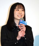 �f��w�ʂĂ��Ȃ��X�J�[���b�g�x���J��畑�䂠�����ɓo�d�������c���� (C)ORICON NewS inc. 