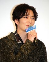 �f��w�ʂĂ��Ȃ��X�J�[���b�g�x���J��畑�䂠�����ɓo�d�������c���� (C)ORICON NewS inc. 