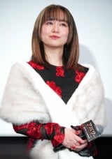 �f��w�A�o�^�[:�t�@�C���[�E�A���h�E�A�b�V���x���֔Ŋ�����I���ʉ�ɓo�d�����c���r�S (C)ORICON NewS inc. 