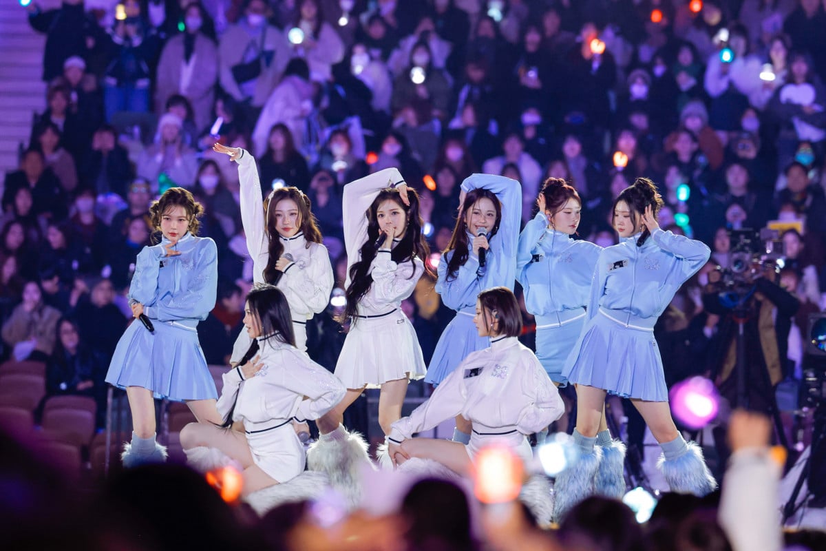 K-POP初の国立競技場合同イベント開催 Snow Manがゲスト出演＆TOMORROW