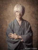 wSYa QQQ̓xȂǑS12l̃LrWA xc҂͗؊gEǑE{Pނ 