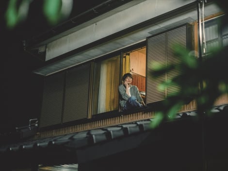 高杉真宙主演、映画『架空の犬と嘘をつく猫』（2026年1月9日公開）場面写真（C）2025 映画「架空の犬と嘘をつく猫」製作委員会 