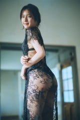 NGT48��ˎ��C�A�r�L�j�V���b�g&�I�g�i�ȃ����W�F���[�p������I 1st�ʐ^�W�̐�s�J�b�g��2�e������ 