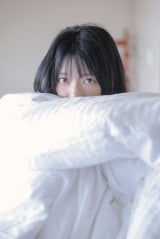 1st�ʐ^�W�w���ݏؖ��x�ɓo�ꂷ�鑸�݂������č���(C)�o�t��/�B�e:���c���m�� 