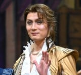 �����a���A���̕��c�g�ŐV���n �����҂������u�V������ʂ��ԊJ�����Ƃ��Ă���v 