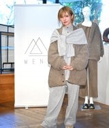 �uMEND(�����h)�v�L�Ҕ��\����J�Â����v��΂� (C)ORICON NewS inc. 