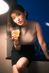 �O���r�A�������A�㏉�ƂȂ�Z�J���h�ʐ^�W�w������Ԏʐ^�W ��A���x�B�e:�K���q�P 