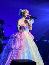 ���c�Җ��A25���N�f�B�i�[�V���[�wLove&Songs�x�D�y�����̖͗l 