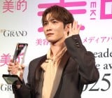 2025���I�x�X�g�R�X����܁w�x�X�g�r���[�e�B�x��܎Ҕ��\���ɓo�d����Snow Man�E�n���đ� (C)ORICON NewS inc. 