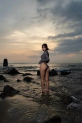 �z��q�̍ŐV�f�W�^���ʐ^�W�wPICTURA(�s�N�`����)�x 