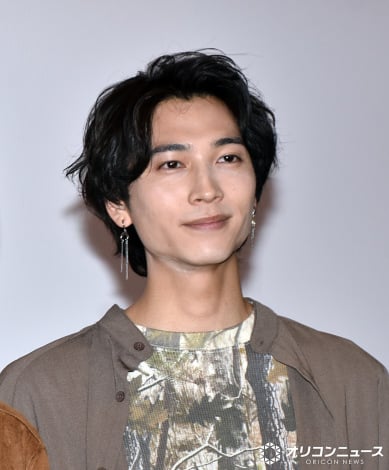 �w���ʃ��C�_�[�K�� �M���e�B�E�p���t�F�x�N���X�}�X���O�I��q�b�g��畑�䂠�����ɓo�d�������i�_�� �iC�jORICON NewS inc. 