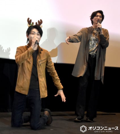 �w���ʃ��C�_�[�K�� �M���e�B�E�p���t�F�x�N���X�}�X���O�I��q�b�g��畑�䂠�����̖͗l �iC�jORICON NewS inc. 