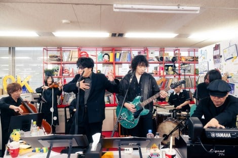 �wtiny desk concerts JAPAN�x�ɉ����a�`���o�� �iC�jNHK 