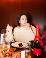 ���G�E�G�E�V�����h�� �t�����Y �I�u �U �n�E�X�𖱂߂�R���q�v 