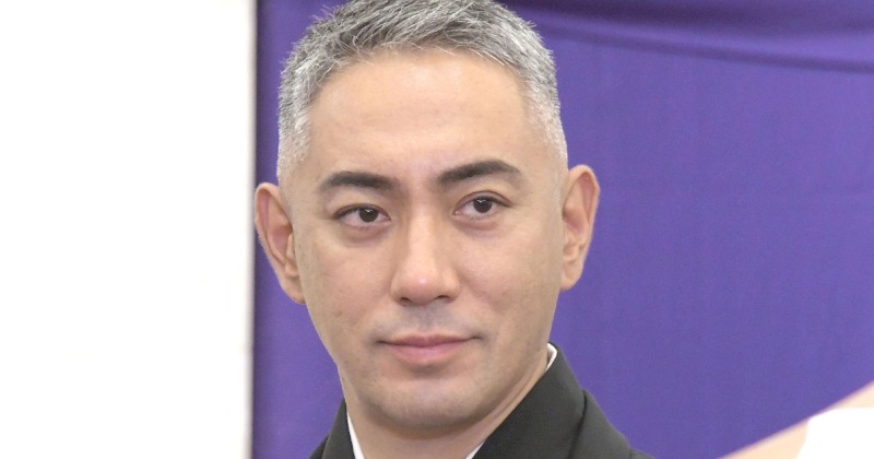 市川團十郎、スマホに入った長女・麗禾&長男・勸玄との“家族写真”を公開「素敵な写真発見」「幸せ時間」