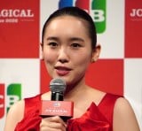 �wJCB �}�W�J�� �N���X�}�X 2026�x���\��ɓo�d�����іL�܂肦 (C)ORICON NewS inc. 