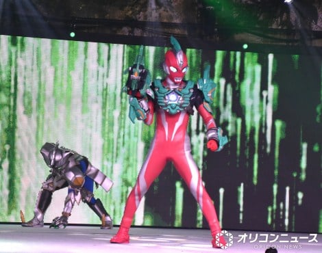 �w�E���g���q�[���[�YEXPO �j���[�C���[�t�F�X�e�B�o���x�Q�l�v���̖͗l �iC�jORICON NewS inc. 