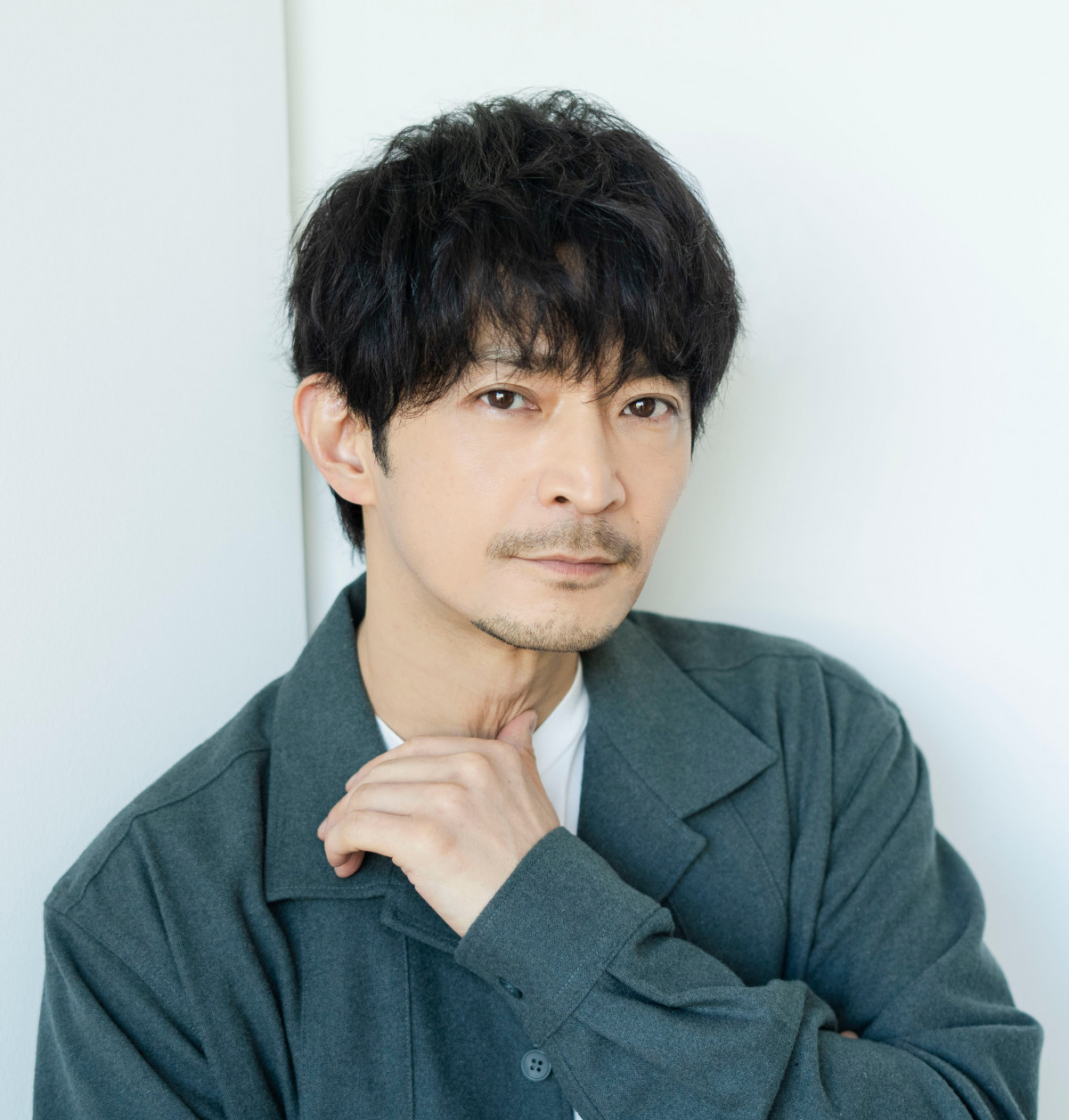 J&HAE52 日展作家 津田永寿 【勇健】いのししブロンズ 鋳銅製 共箱 略歴 J&HAE52 日展作家 津田永寿 【勇健】いのししブロンズ 鋳銅製 共箱