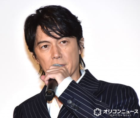 �f��w���X�g�}�� -FIRST LOVE-�x�̌��J�������䂠�����ɓo�d�������R�뎡 �iC�jORICON NewS inc. 