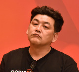 �j�b�|�������w��51�� ���W�I�E�`�����e�B�E�~���[�W�b�N�\���x�̃p�[�\�i���e�B�����������T���h�E�B�b�`�}���E�x�V������ (C)ORICON NewS inc. 