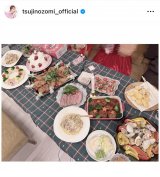 �Ҋ���u����͉䂪�Ƃ͉Ƒ���Xmas�p�[�e�B�ł����v�i�ʐ^�̓C���X�^�O���� ��tsujinozomi_official ���j 