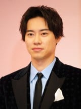 �e�����h���}24�w�����o�g���t�B�[���h37�x�L�҉�ɏo�Ȃ����˒ˏ��M (C)ORICON NewS inc. 