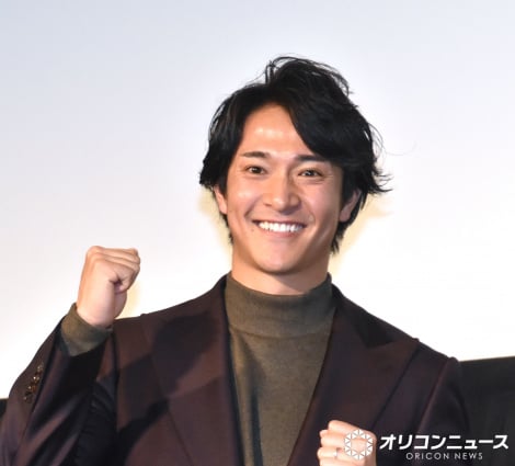 �X�[�c�p�ŕ��䂠�����ɓo�ꂵ�������B�I��iC�jORICON NewS inc. 