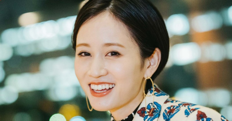 前田敦子、大胆“手ブラ”ショットに反響「ドキドキ」「本当に美しい」 14年ぶり“最後の”写真集発売