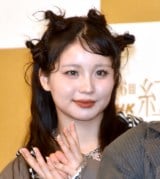 �w��76��NHK�g���̍���x�������n�[�T���ɓo�ꂵ��HANA�EKOHARU (C)ORICON NewS inc. 