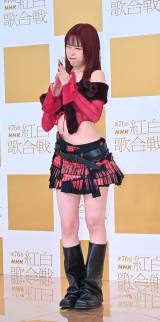 �w��76��NHK�g���̍���x�������n�[�T���ɓo�ꂵ���A�C�i�E�W�E�G���h (C)ORICON NewS inc. 