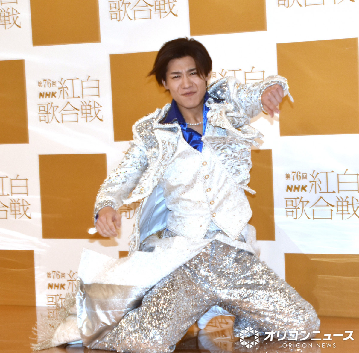 紅白リハ】新浜レオン、“膝スラ”で猛アピール 三山ひろし伝授のけん玉