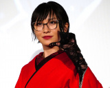 �f��w���{�̂�����x���J�L�O���䂠�����ɓo�d�����V�����w�Z�̃��[�_�[�Y�ESUZUKA (C)ORICON NewS inc. 