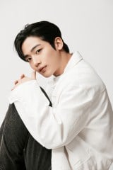 �w��4�������v���`�o��̓G���[�F���̓A�b�v�f�[�g�`�x�Ɏ剉�����L���E���n���iC�jBINGE WORKS & PONY CANYON & STORYMOB All Rights Reserved. 