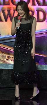 �w��67��P��!���{���R�[�h��܁x�Ŏi��𖱂߂�����t�� (C)ORICON NewS inc. 