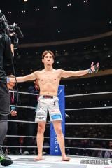 �wRIZIN�t���̒����ҍՂ�x���W���u�A���E�V�F�C�h�D���G�tvs.���q����(C)RIZIN FF 