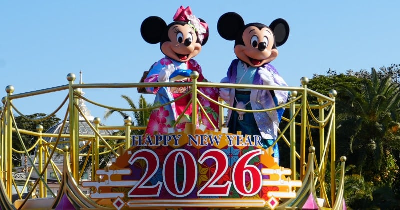ミッキー&ミニーらが和装姿で登場!ディズニーでお正月イベントがスタート